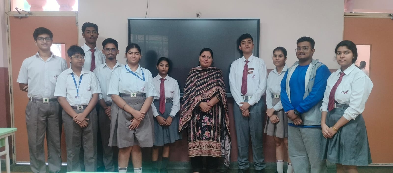 Nurturing Innovation: Interhouse Science Competition 'Scientific Ignetia'